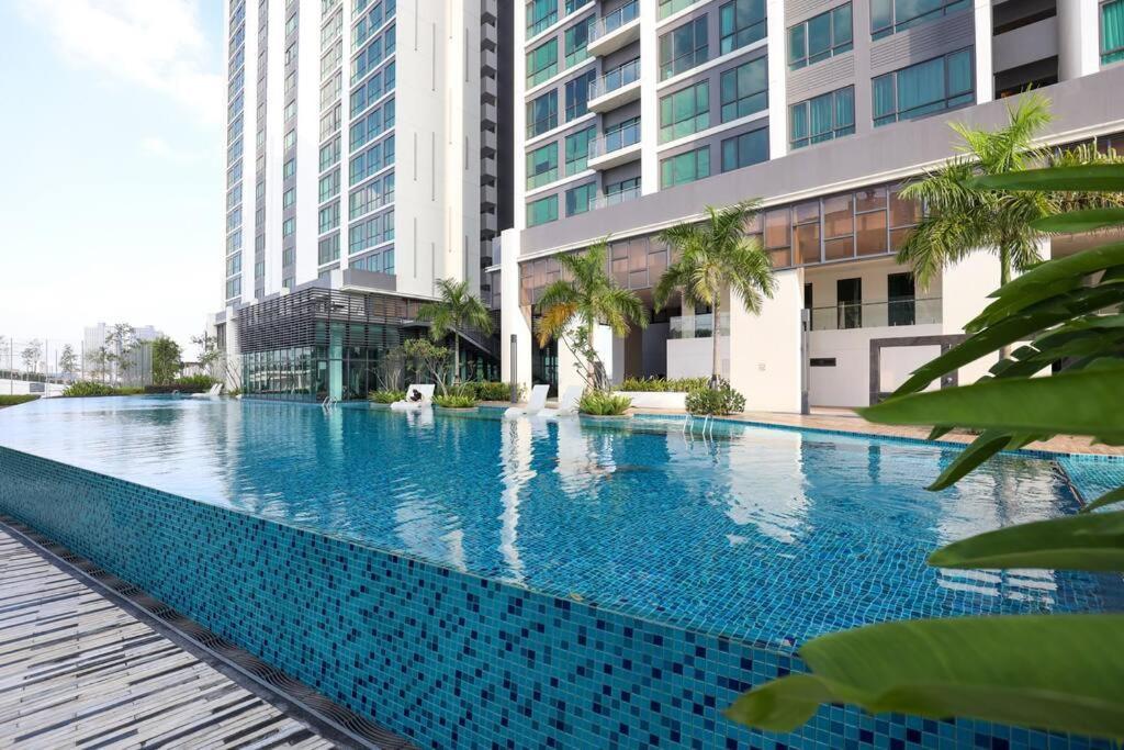 Elegant Homes 9Pax 5Bed Sunway Pyramid-Lagoon 2 Car Park Petaling Jaya Exterior foto